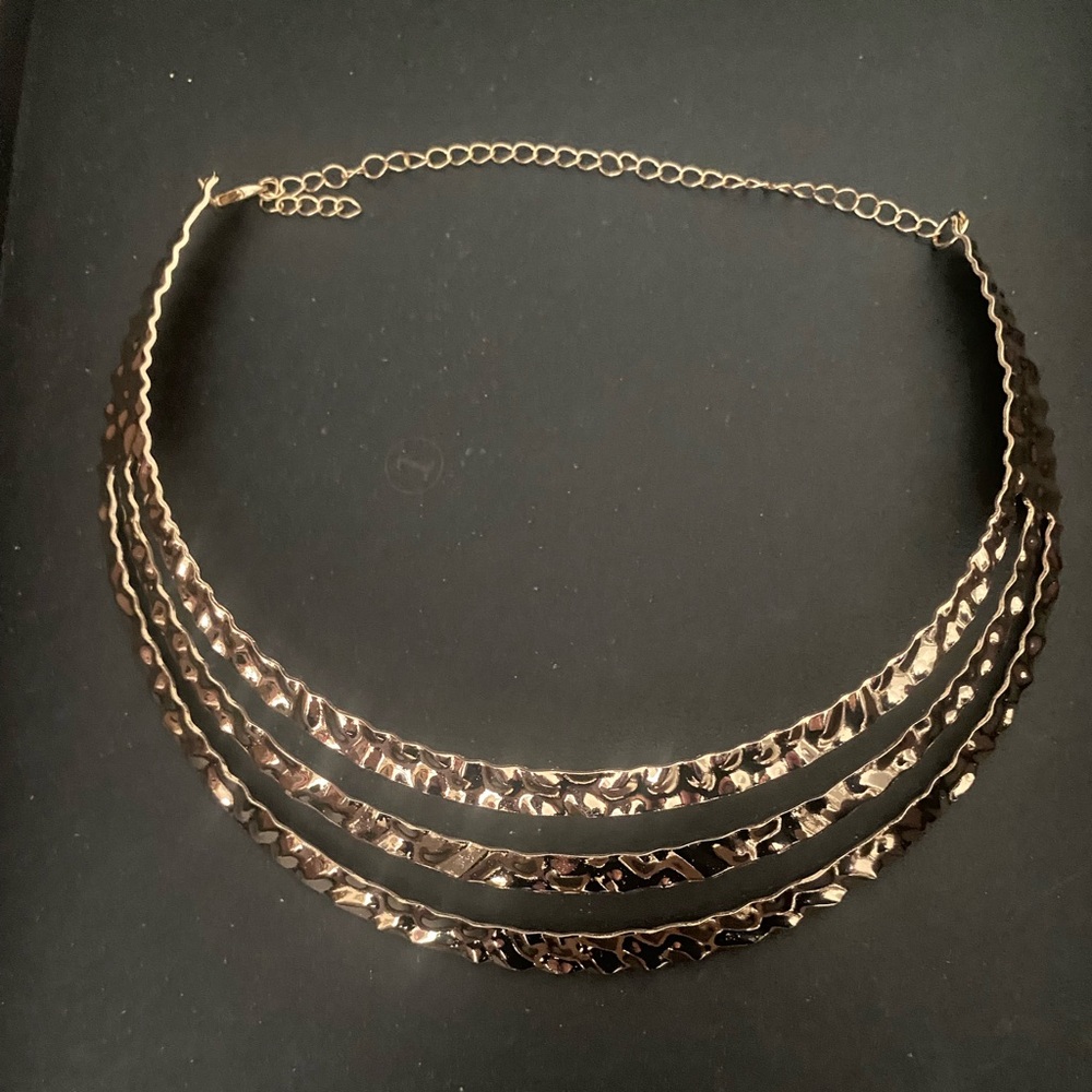 New Without Tag Elegant Choker Necklace
